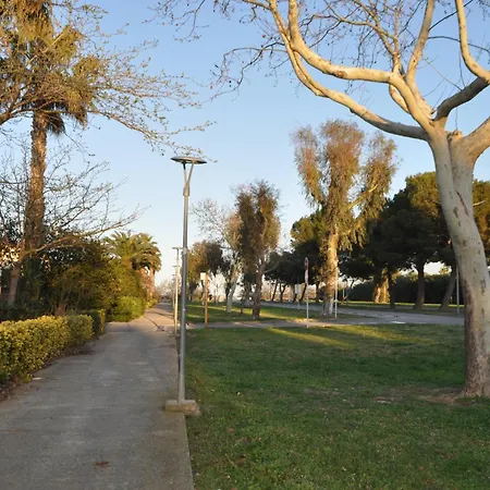 Near * Sant Pere Pescador